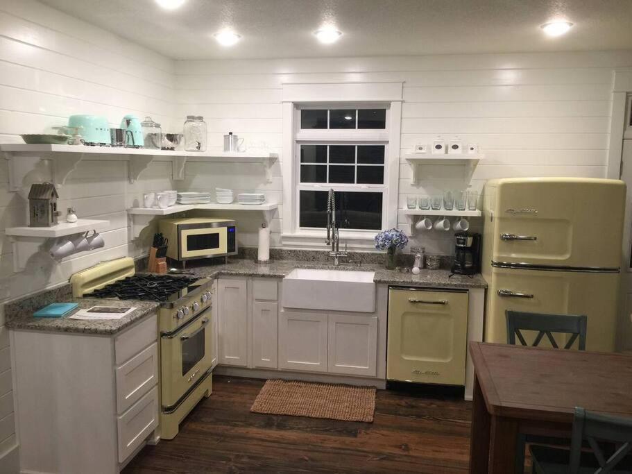 Primrose Cottage - Private Lake, Hot Tub, ATV Trails Mena Exteriör bild